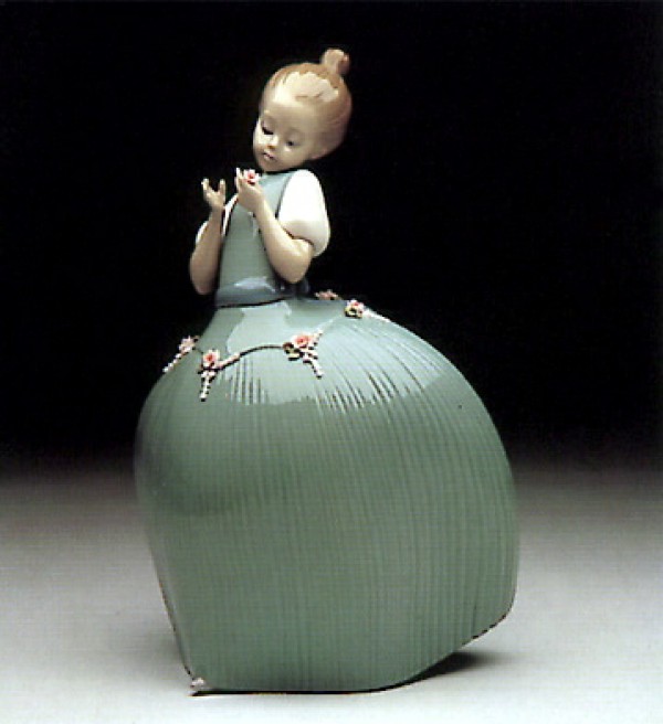 "Daisy" Signed Glazed Porcelain by Llardro