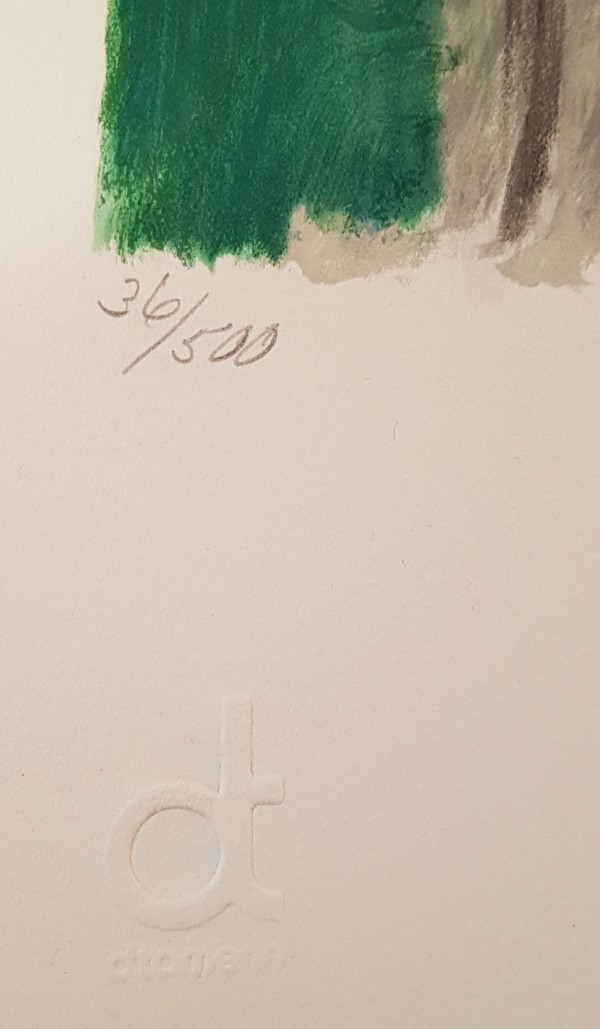 Buste au Chapeay Jaune et Gris Sur Fond, Vert (Bust in yellow and gray hat on a green background)