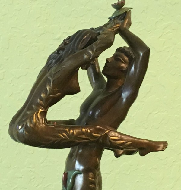 "Amants" bronze sculpture by Erte